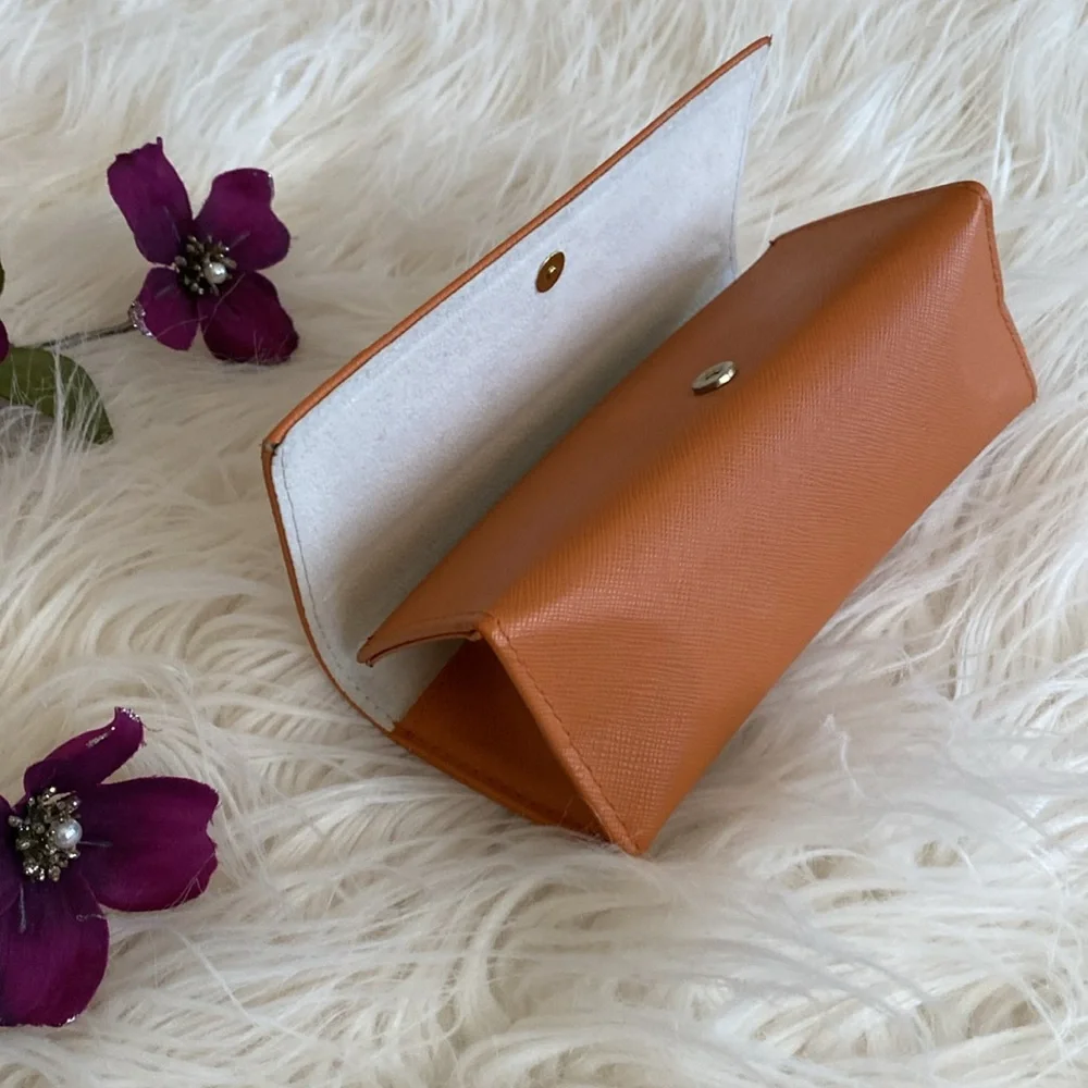 TORY BURCH sunglasses case